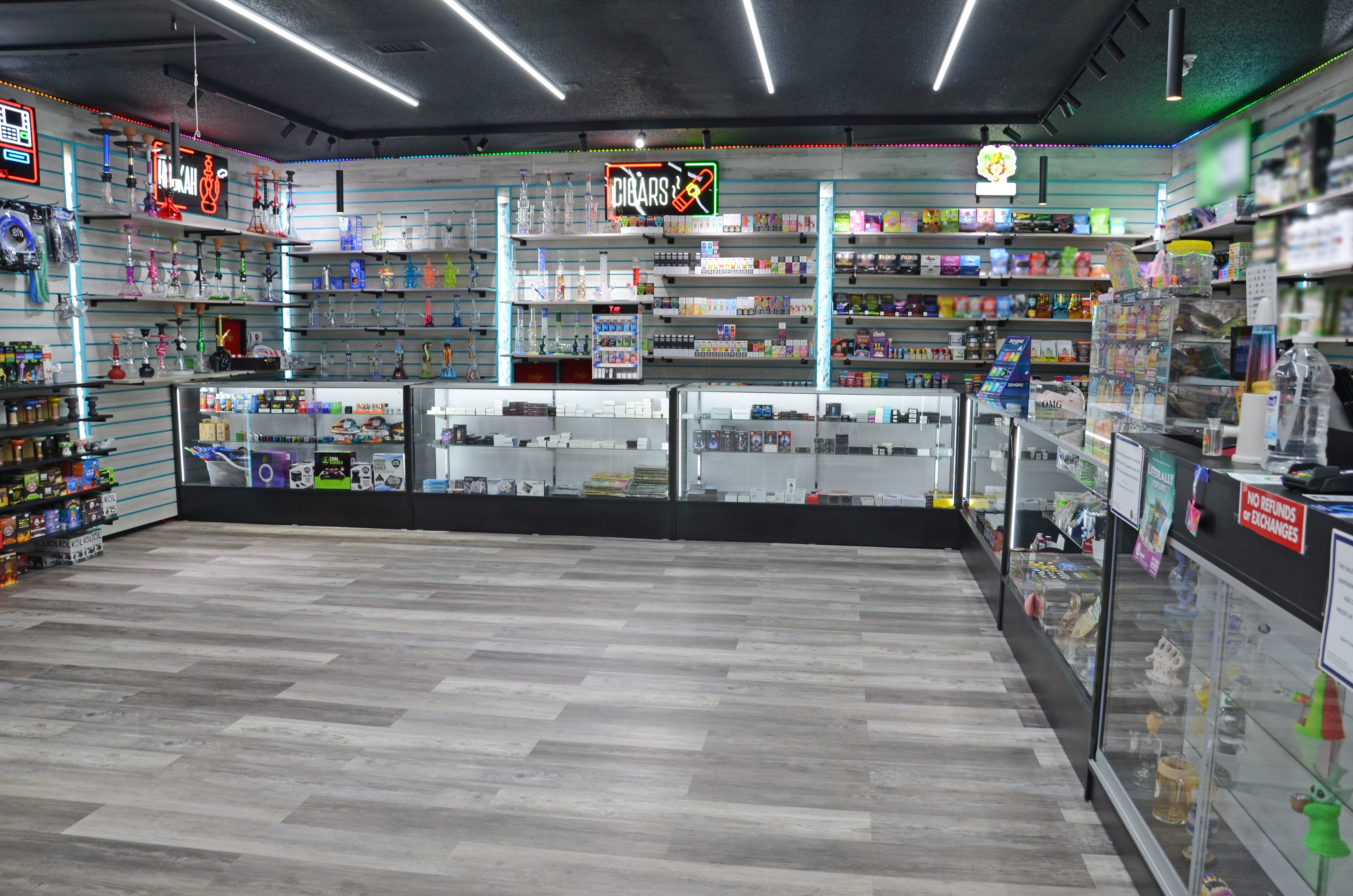 white smok mag Lillian Hwy Smoke Shop in Pensacola, FL United States